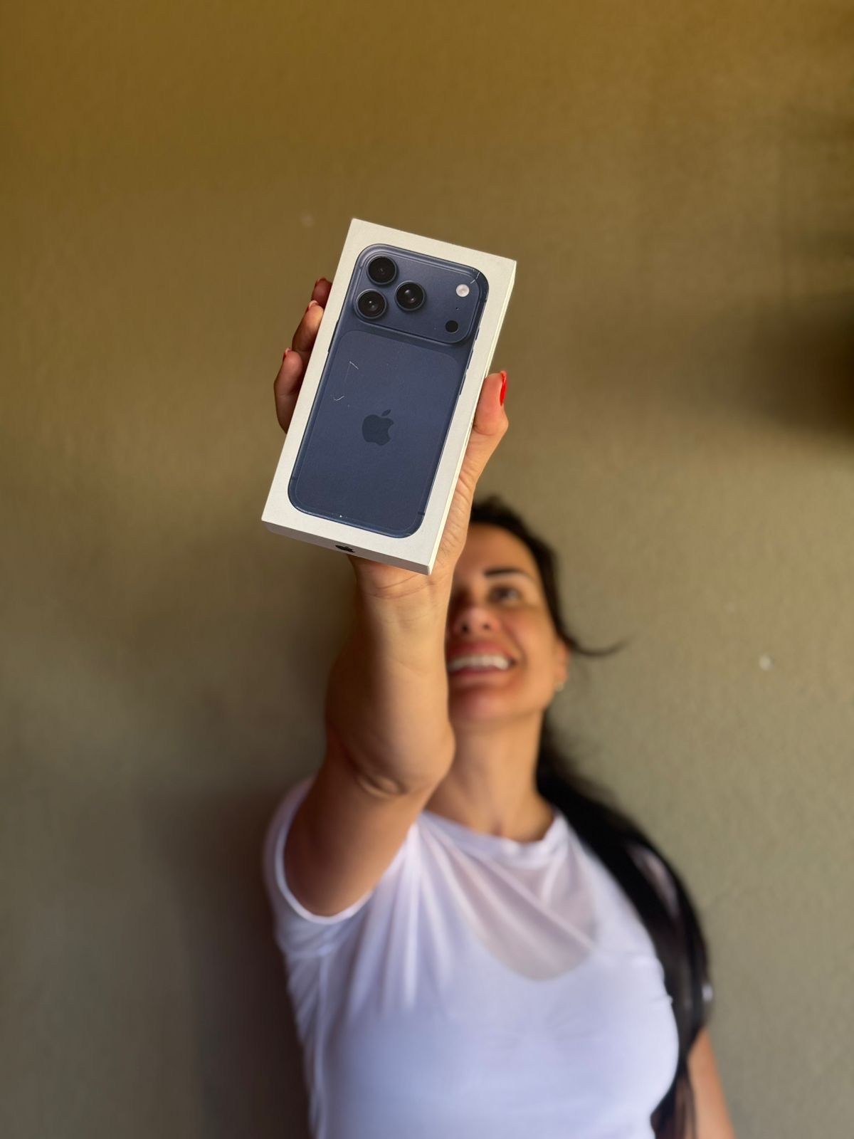 Imagem da campanha iPhone 17 pro Azul 256GB ou 6 mil no pix